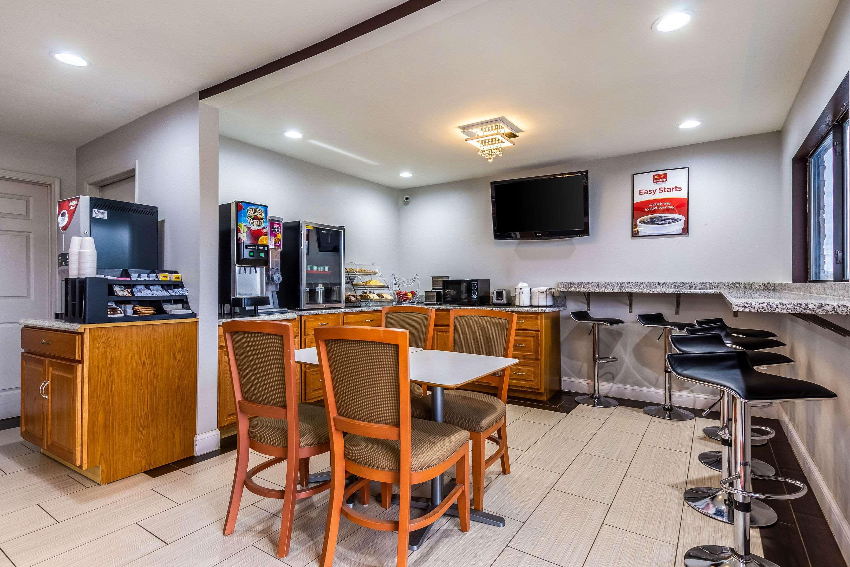 Red Roof Inn Walton - Richwood Экстерьер фото