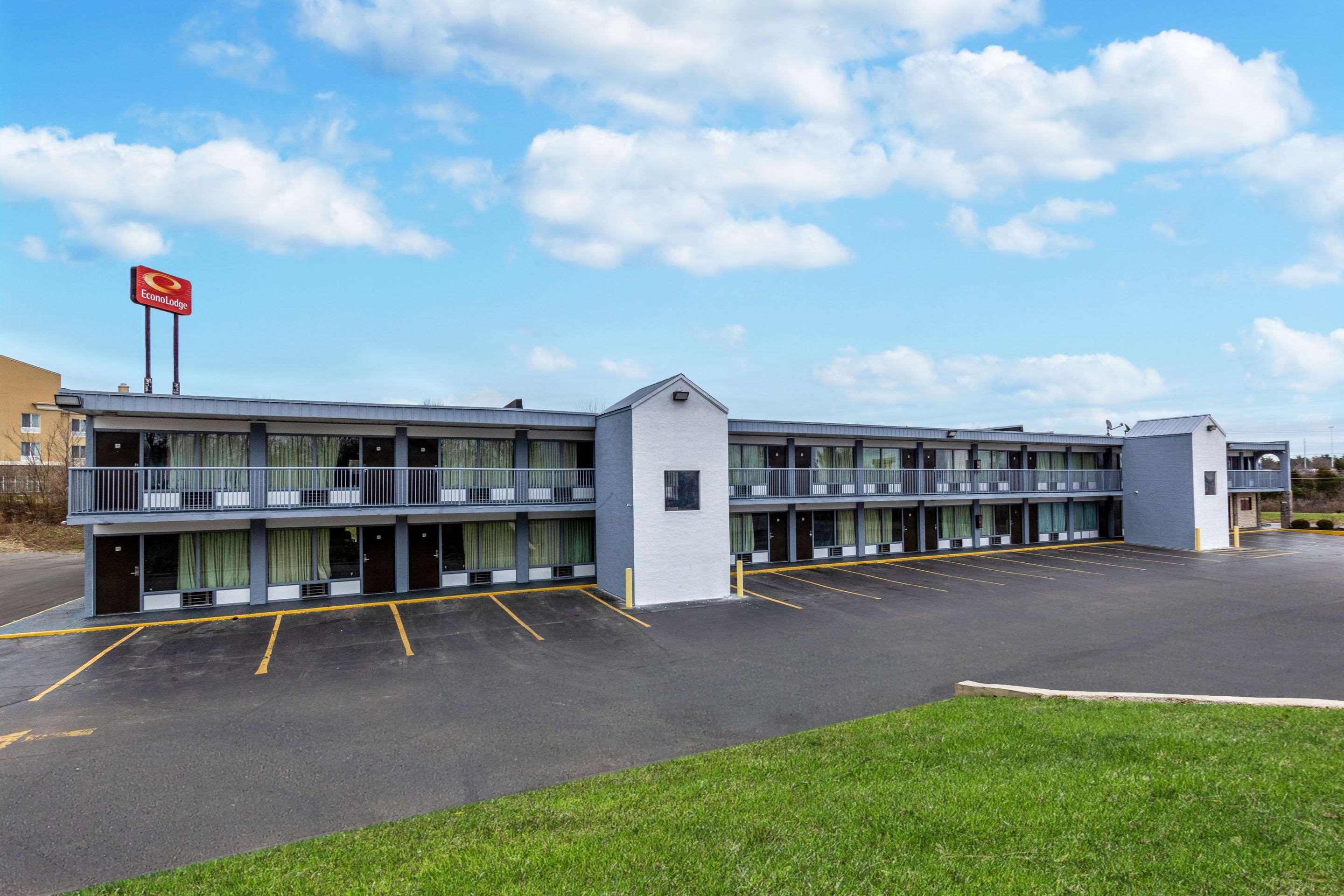 Red Roof Inn Walton - Richwood Экстерьер фото