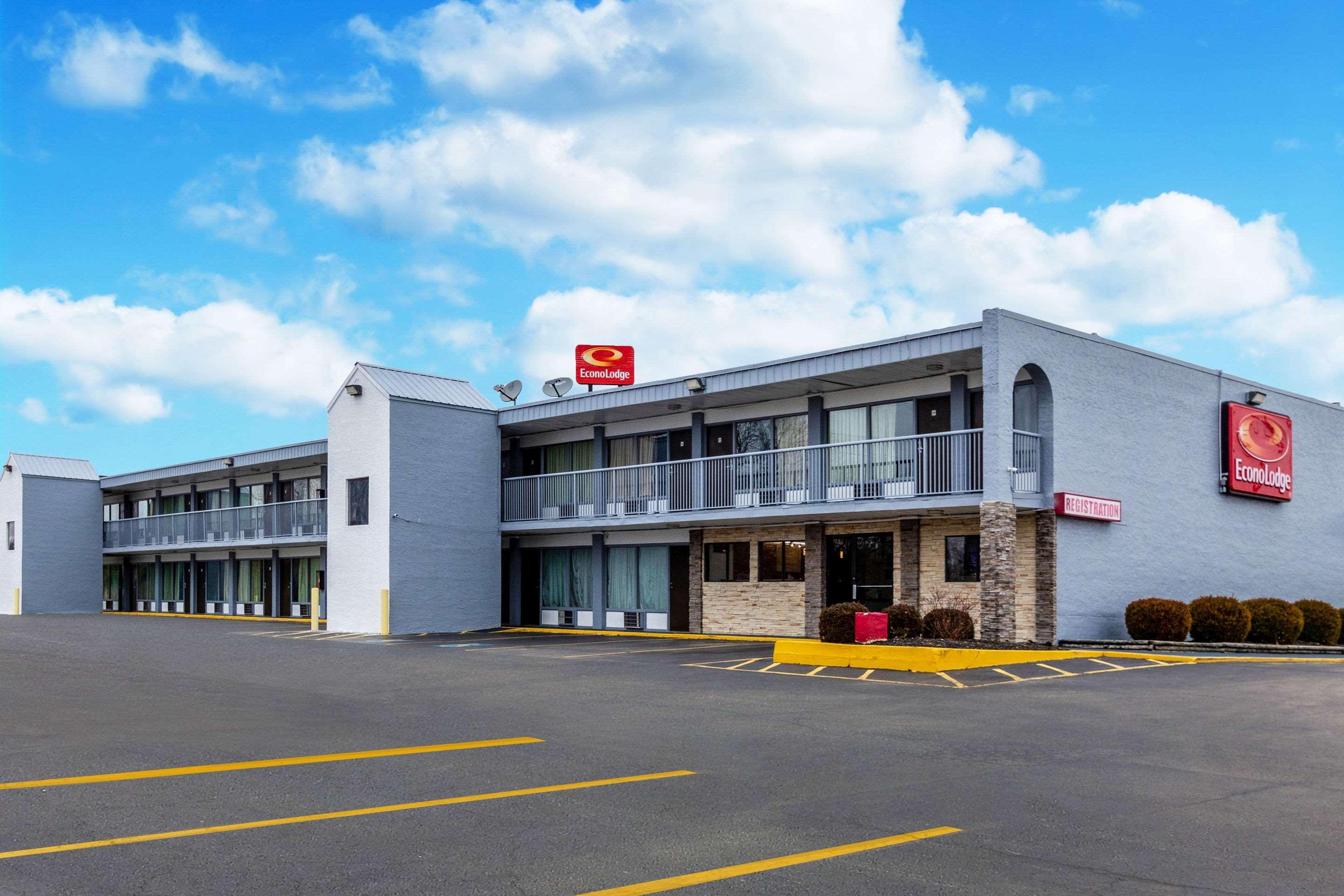 Red Roof Inn Walton - Richwood Экстерьер фото